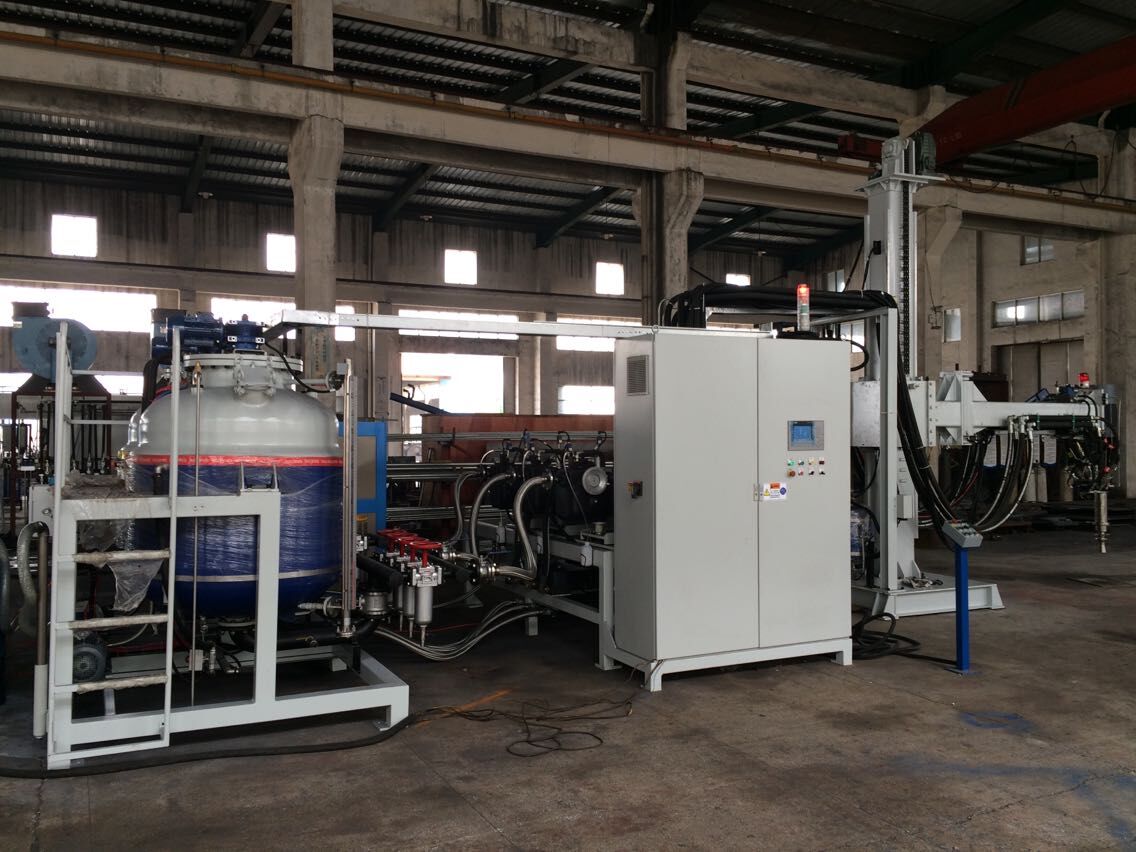 LPM Series Low Pressure Mixing Machine